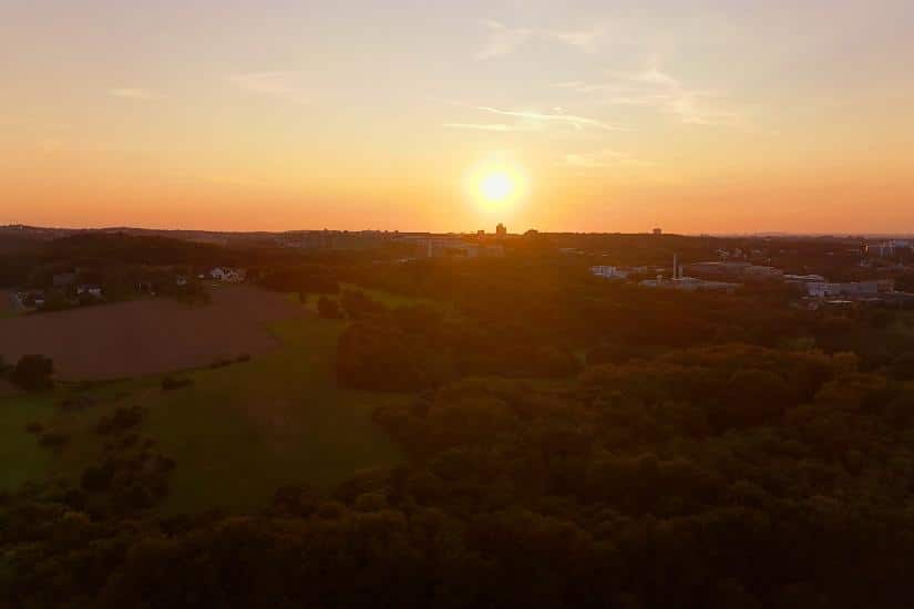 Sonnenuntergang über Bochum (Bild von Heißluftballon aus)